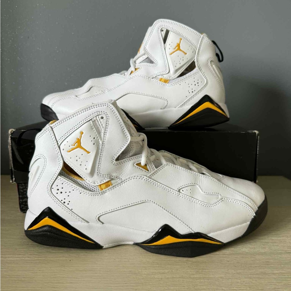 Jordan true flight White Yellow Orche